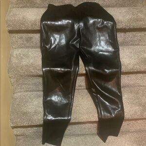Black Shiny Leggings